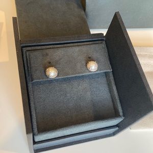 David Yurman Classic Chatelaine Freshwater Pearl Stud Earrings